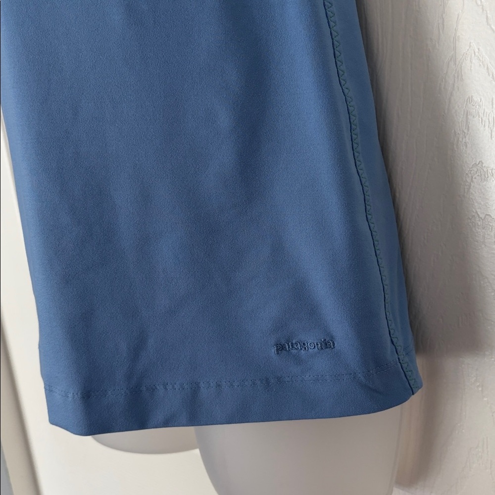 Patagonia Women's Light Blue Top Innerspace Fitness Workout Tank Top size Small - Picture 4 of 13